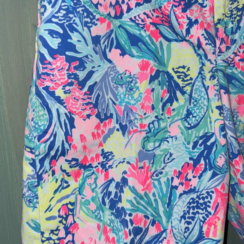 Lilly Pulitzer mermaid cove shirts size 12 like new - Picture 2 of 5